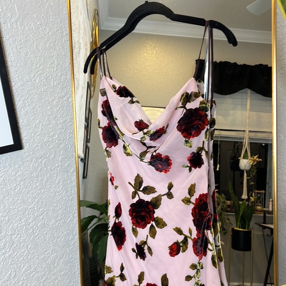 HOUSE OF CB 'Serena' Pink Devore Maxi Dress NWOT - Picture 9 of 12
